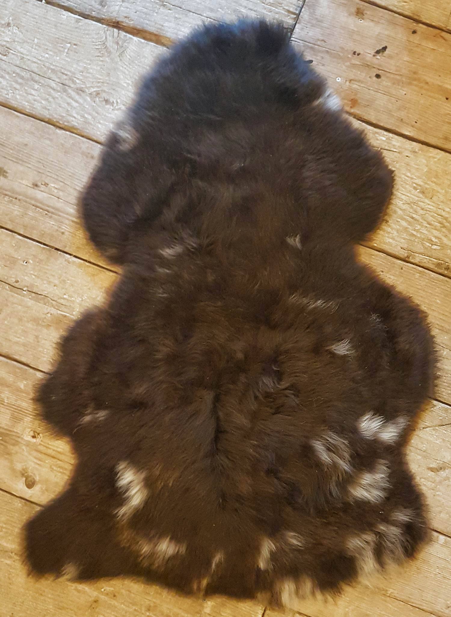 Just Our Stall Jacob English Sheepskin Rug
